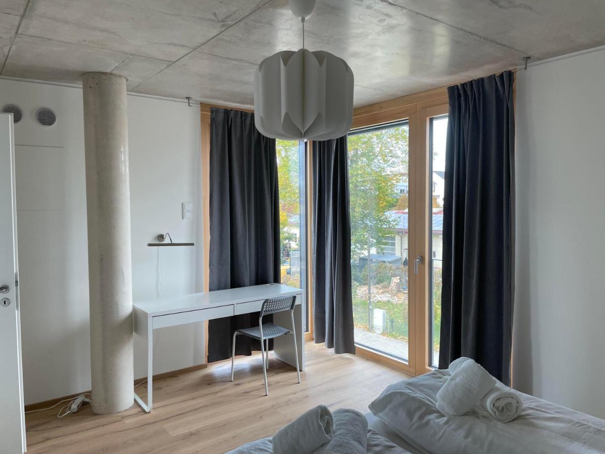 Apartment Int.